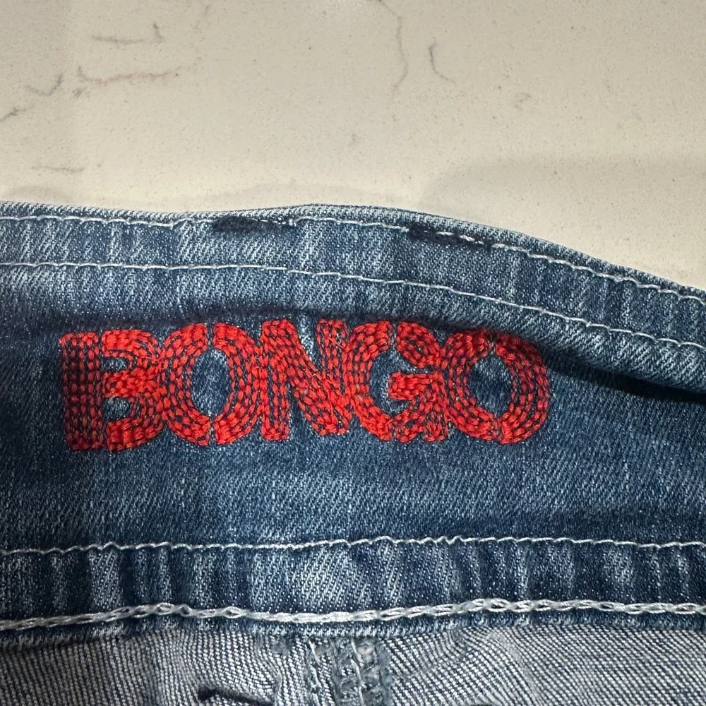 Bongo Womens Distressed Denim Capri Pants Medium Wash Blue Low Rise Size 13